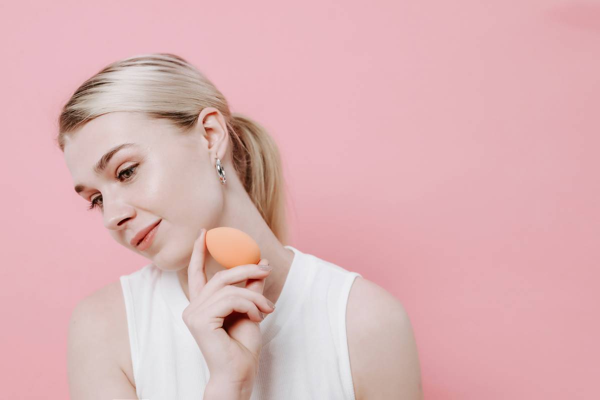 Makeup Application Sponge - Complete Guide